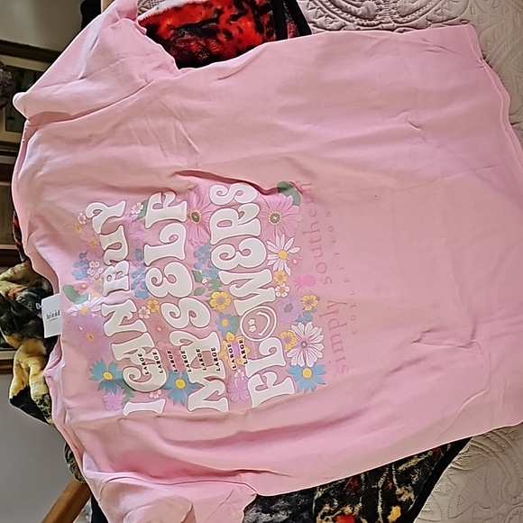 Simply southern short sleeve I can buy myself flowers size Large (L) NWT - Picture 1 of 1